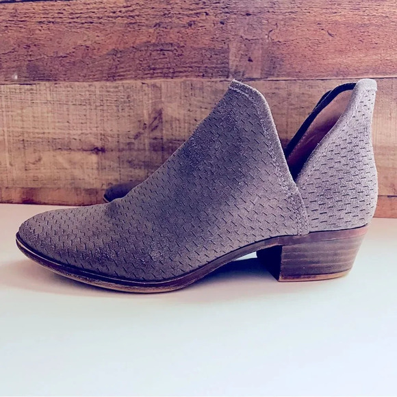 Lucky Brand Baley Ankle Bootie - Picture 2 of 7
